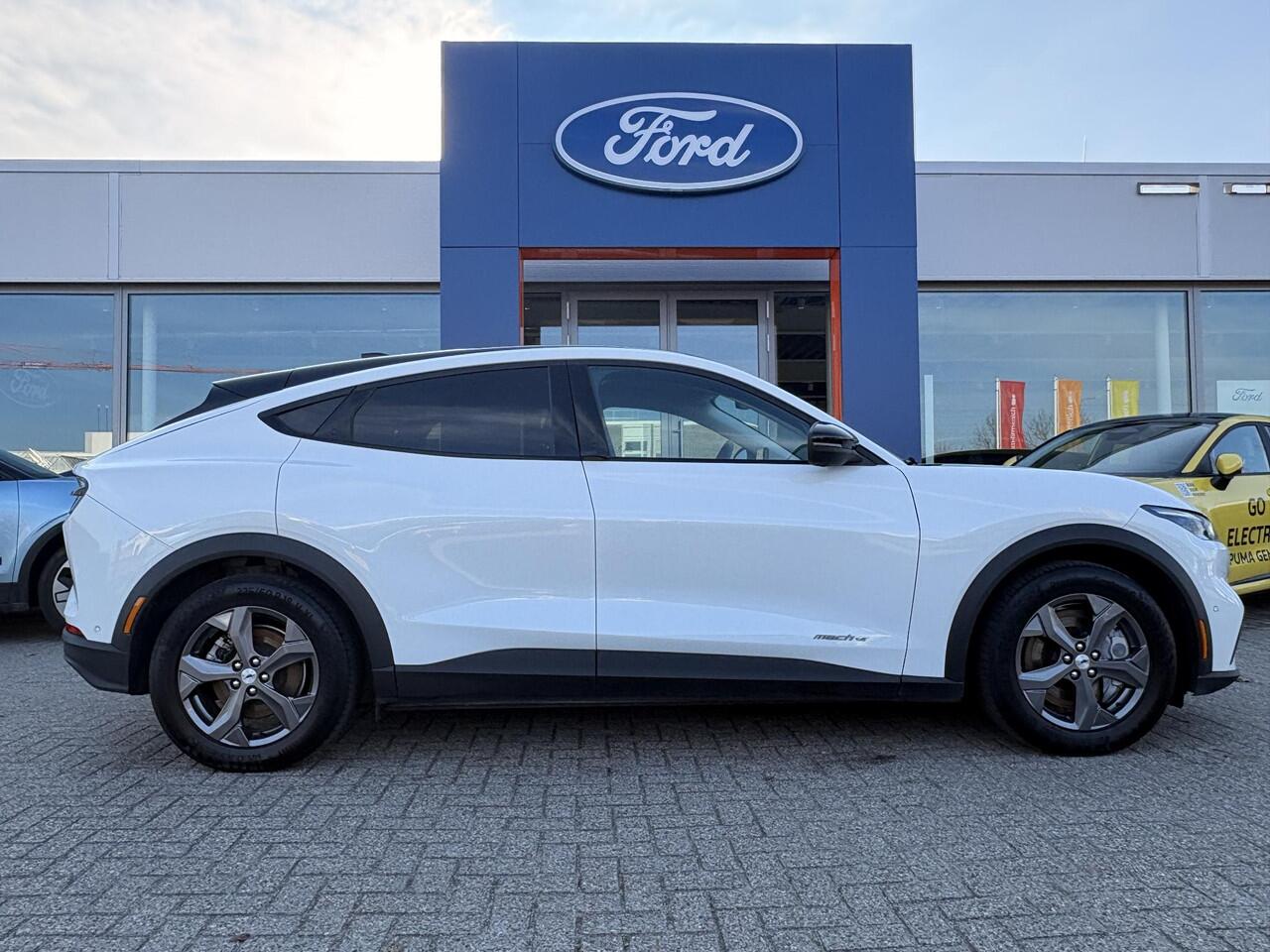 Ford MUSTANG Mach-E RWD 75 kWh 269pk | Technology Pack + | Adaptieve cruise |