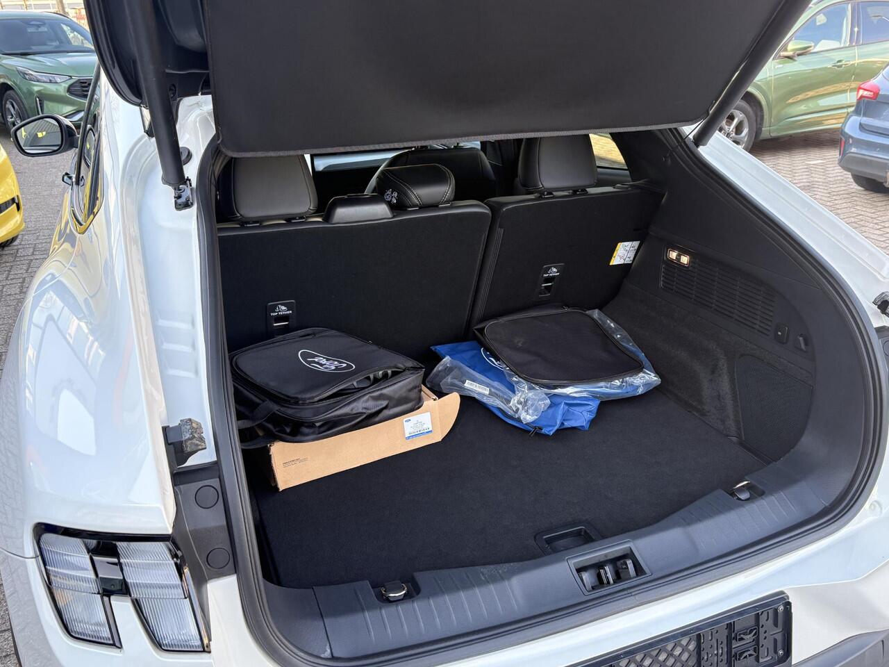 Ford MUSTANG Mach-E RWD 75 kWh 269pk | Technology Pack + | Adaptieve cruise |