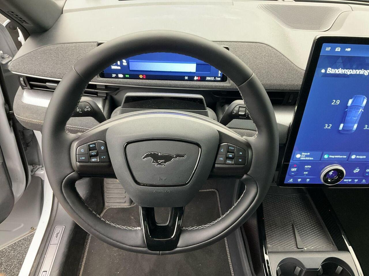 Ford MUSTANG Mach-E GT Extended AWD 98 kWh | 487pk | Panoramadak | Adaptieve Cruise | BLIS