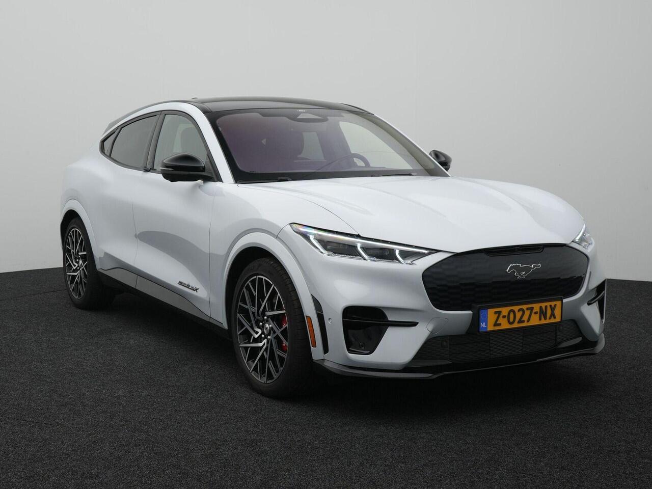 Ford MUSTANG Mach-E GT Extended AWD 98 kWh | 487pk | Panoramadak | Adaptieve Cruise | BLIS