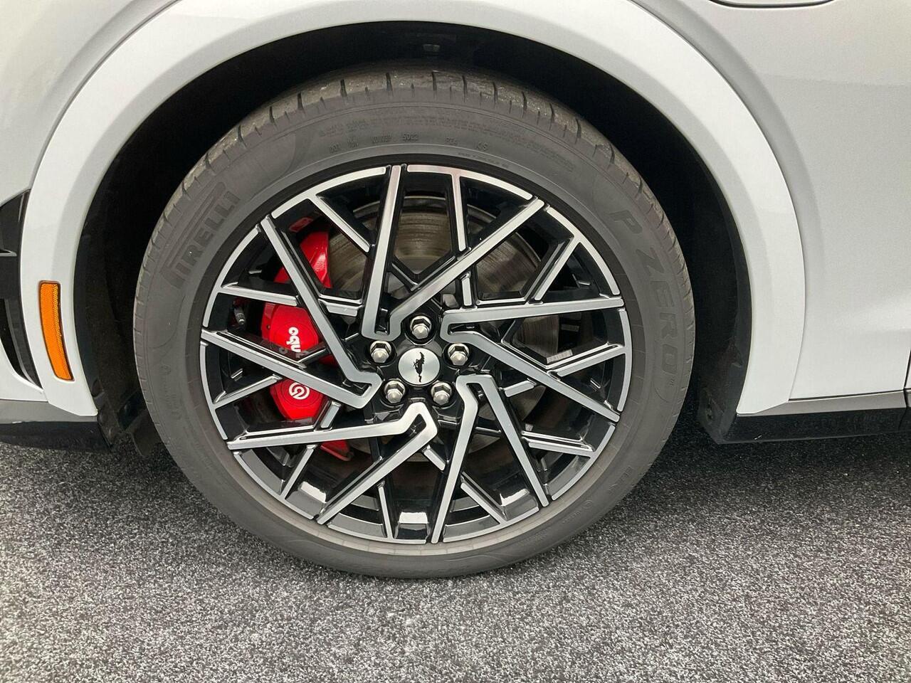 Ford MUSTANG Mach-E GT Extended AWD 98 kWh | 487pk | Panoramadak | Adaptieve Cruise | BLIS