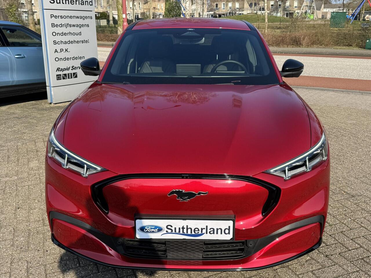 Ford MUSTANG Mach-E Extended Premium RWD 98 kWh | SCI | 294pk | Technology Pack Plus | Adaptieve Cruise |