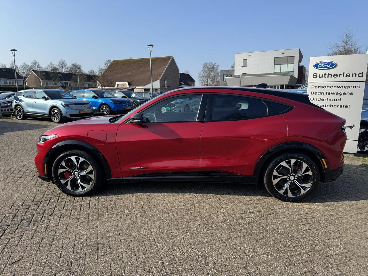 Ford MUSTANG Mach-E Extended Premium RWD 98 kWh | SCI | 294pk | Technology Pack Plus | Adaptieve Cruise |