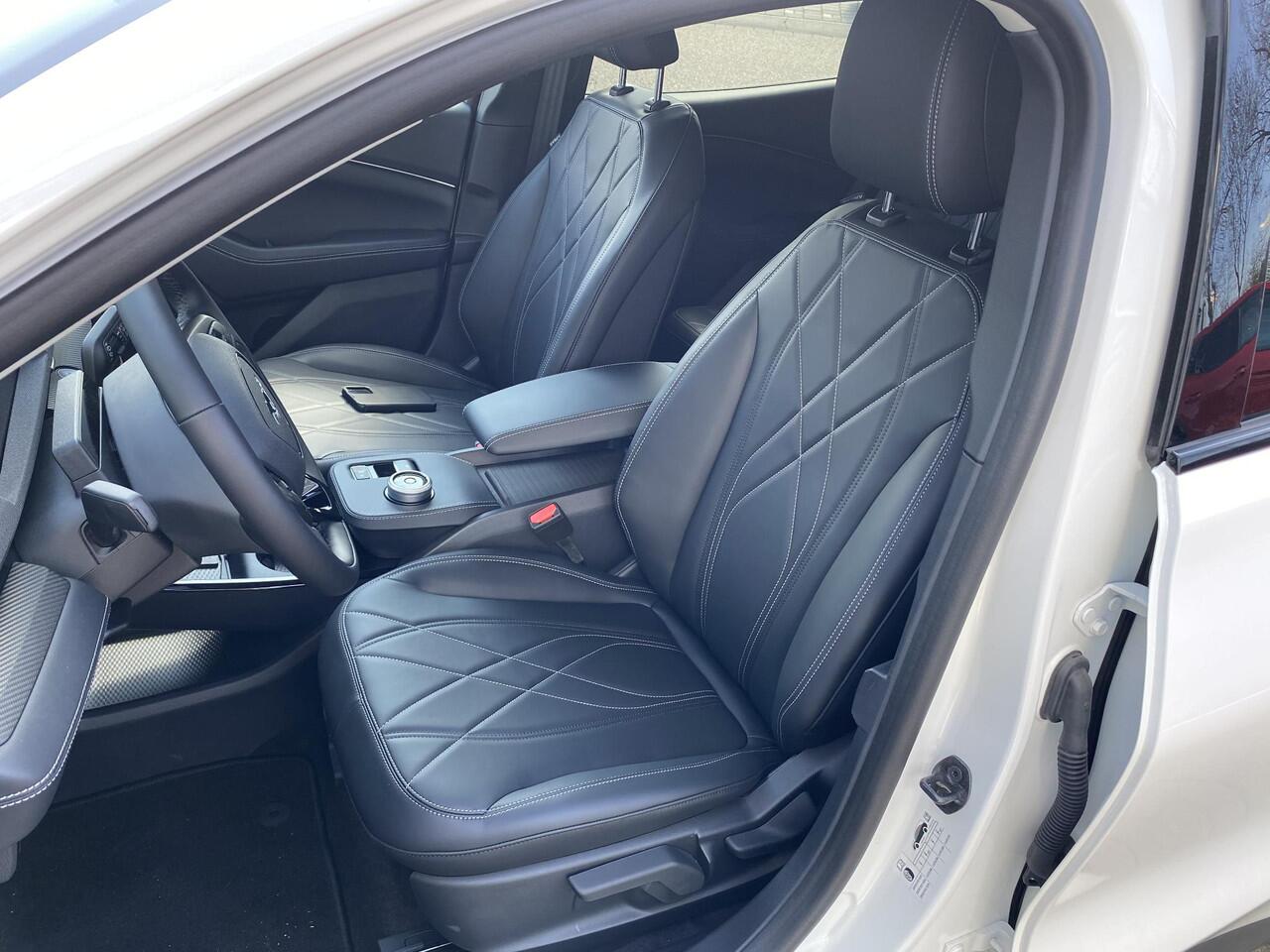 Ford MUSTANG Mach-E Standard Range RWD 72,6 kWh Direct uit voorraad leverbaar