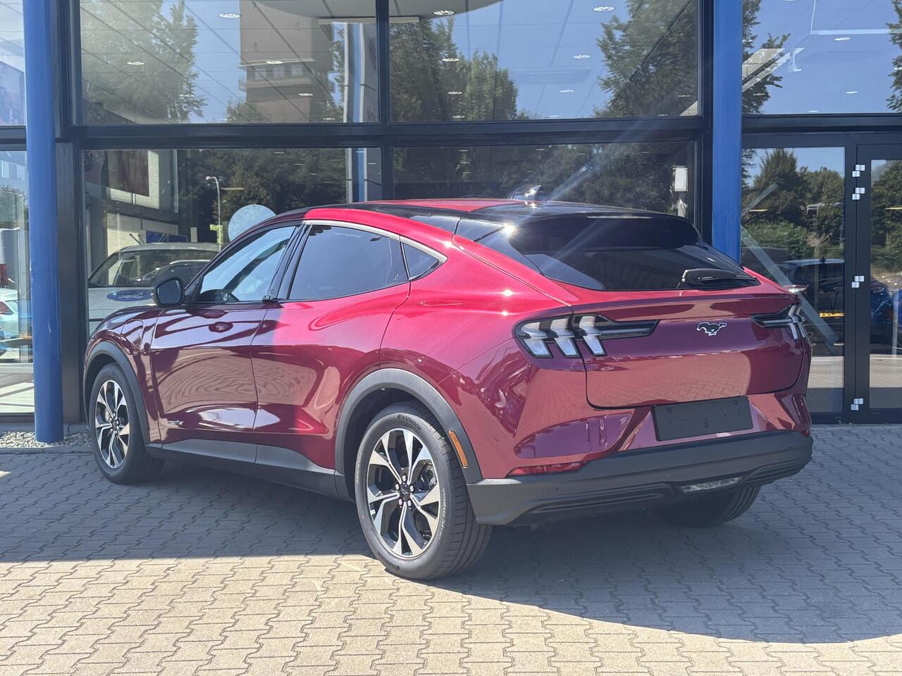 Ford MUSTANG Mach-E Standard RWD 75 kWh Direct Leverbaar | ¤1000,- Ford Voordeel