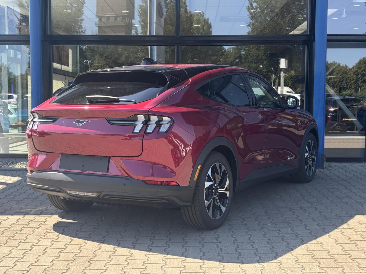 Ford MUSTANG Mach-E Standard RWD 75 kWh Direct Leverbaar | ¤1000,- Ford Voordeel