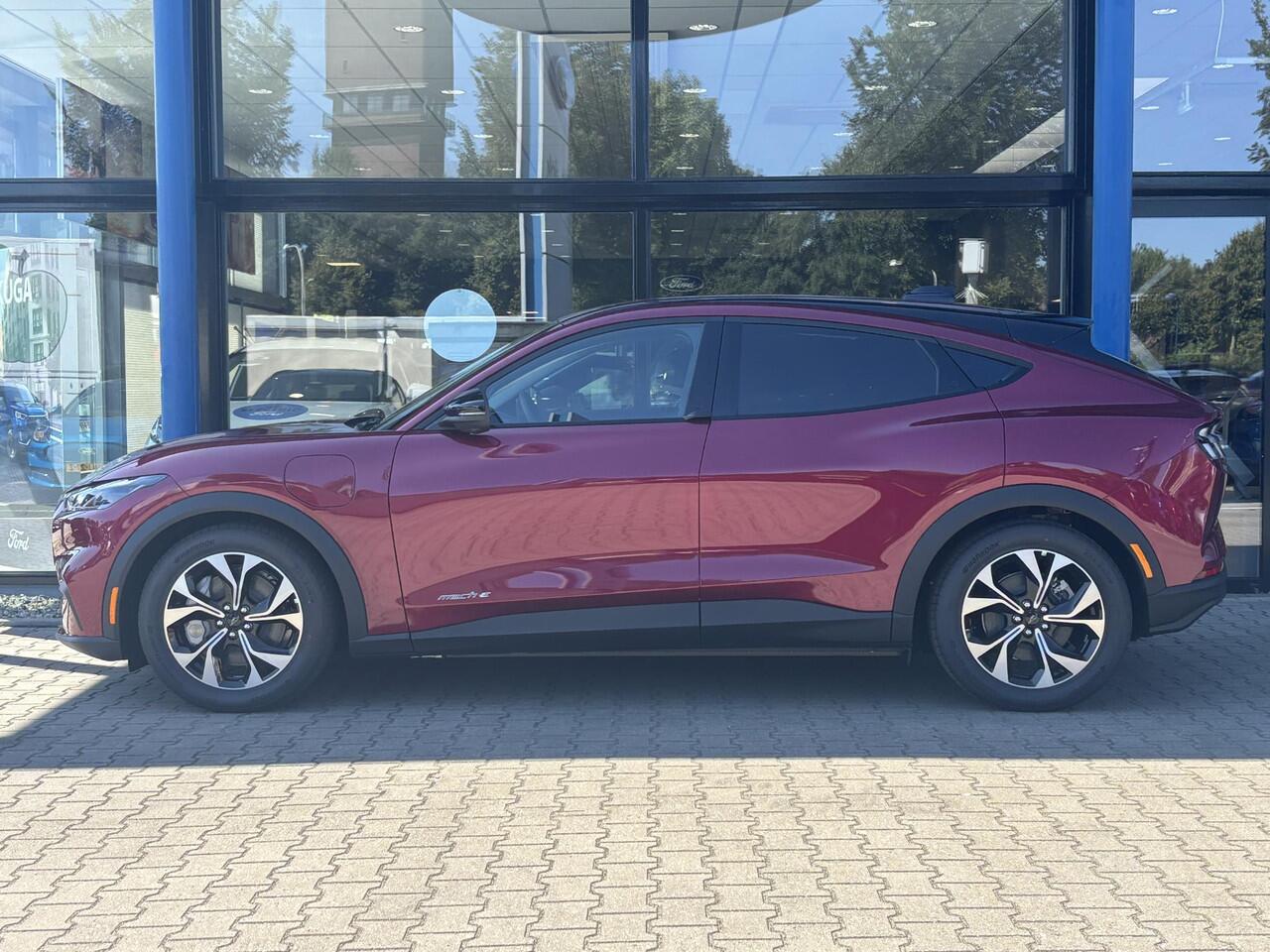 Ford MUSTANG Mach-E Standard RWD 75 kWh Direct Leverbaar | ¤1000,- Ford Voordeel