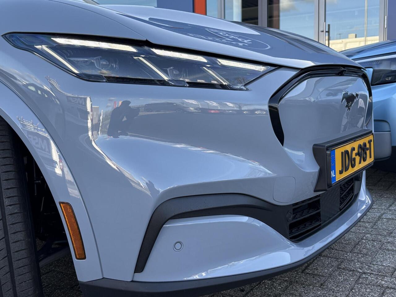 Ford MUSTANG Mach-E Extended Premium RWD 88 kWh | 19" Lichtmetalen velgen | Technology Pack Plus |