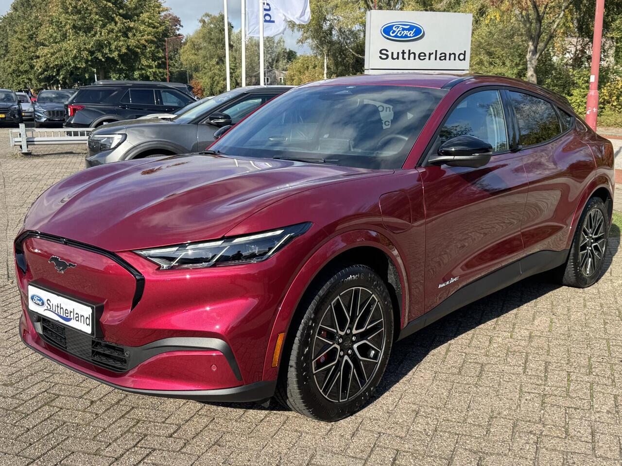 Ford MUSTANG Mach-E Extended Premium RWD 88 kWh |296pk | Ford Voorraad | Technology Pack Plus