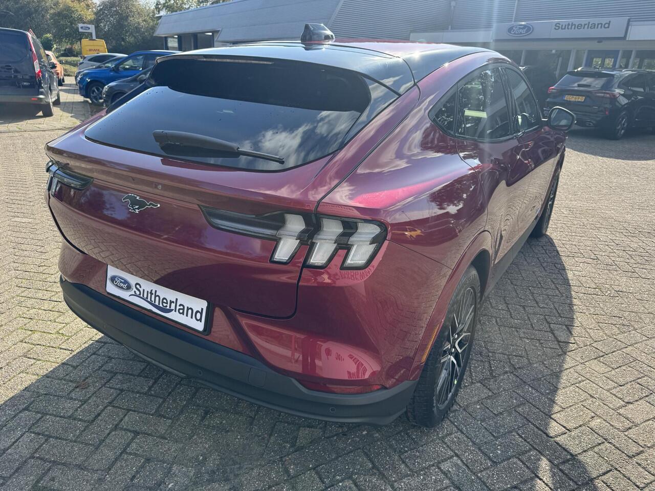 Ford MUSTANG Mach-E Extended Premium RWD 88 kWh |296pk | Ford Voorraad | Technology Pack Plus