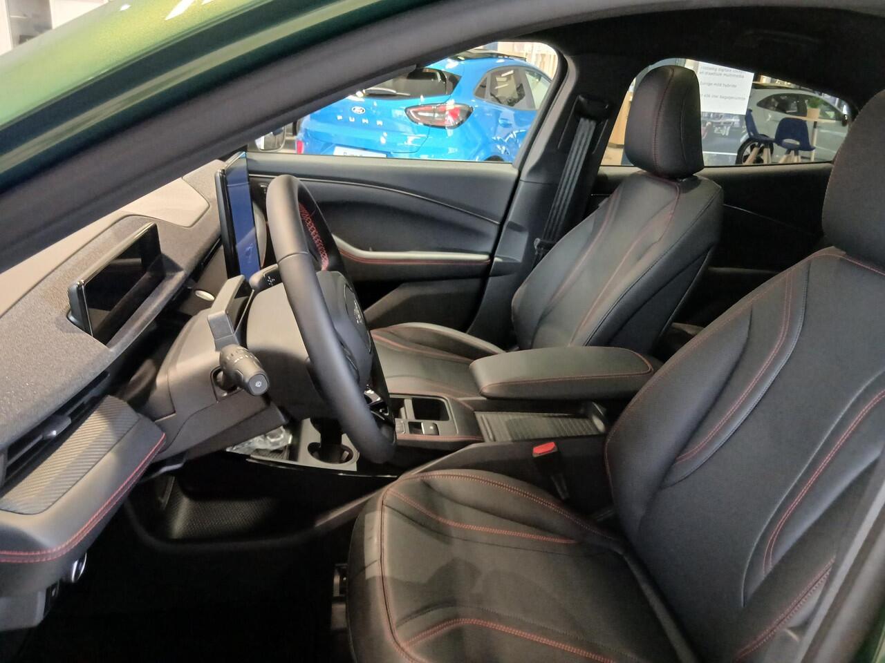 Ford MUSTANG Mach-E Extended Premium RWD 88 kWh * Technology Pack+ * Panoramadak * B&O Audio*