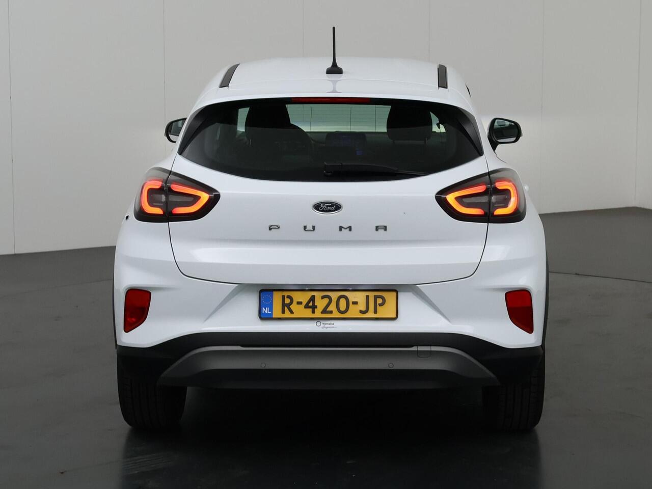 Ford PUMA 1.0 EcoBoost Titanium | Navigatie | Winterpakket | Climate Control | Cruise Control |