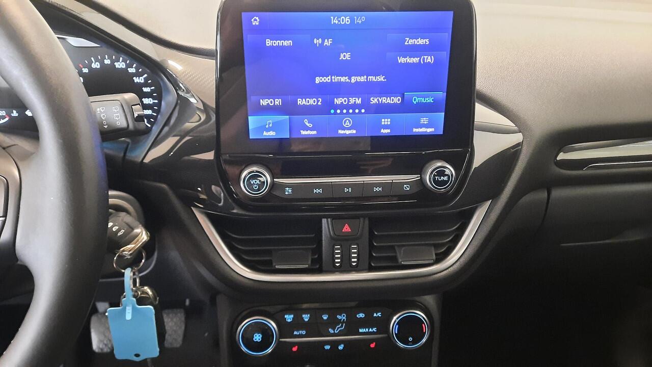 Ford PUMA 1.0 EcoBoost Hybrid Titanium