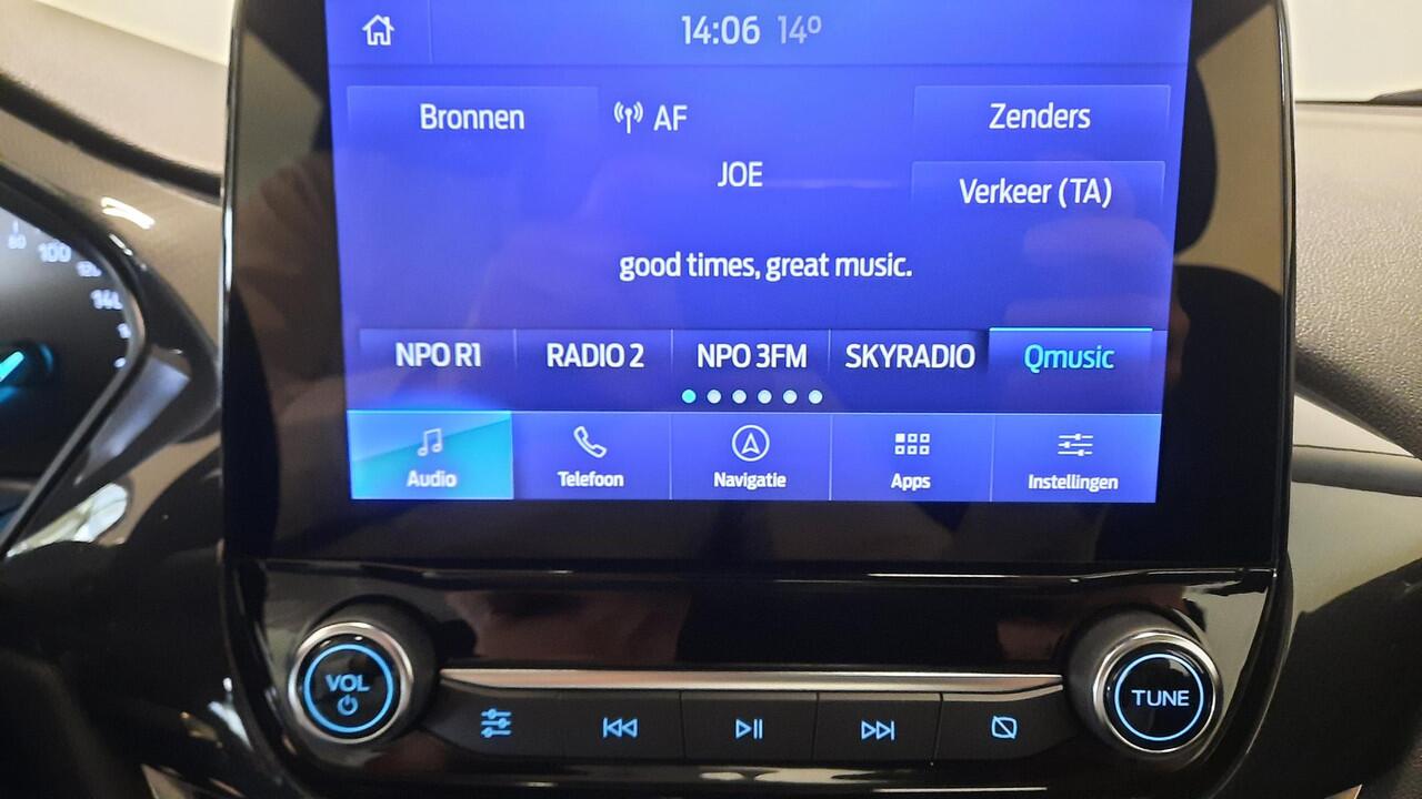 Ford PUMA 1.0 EcoBoost Hybrid Titanium