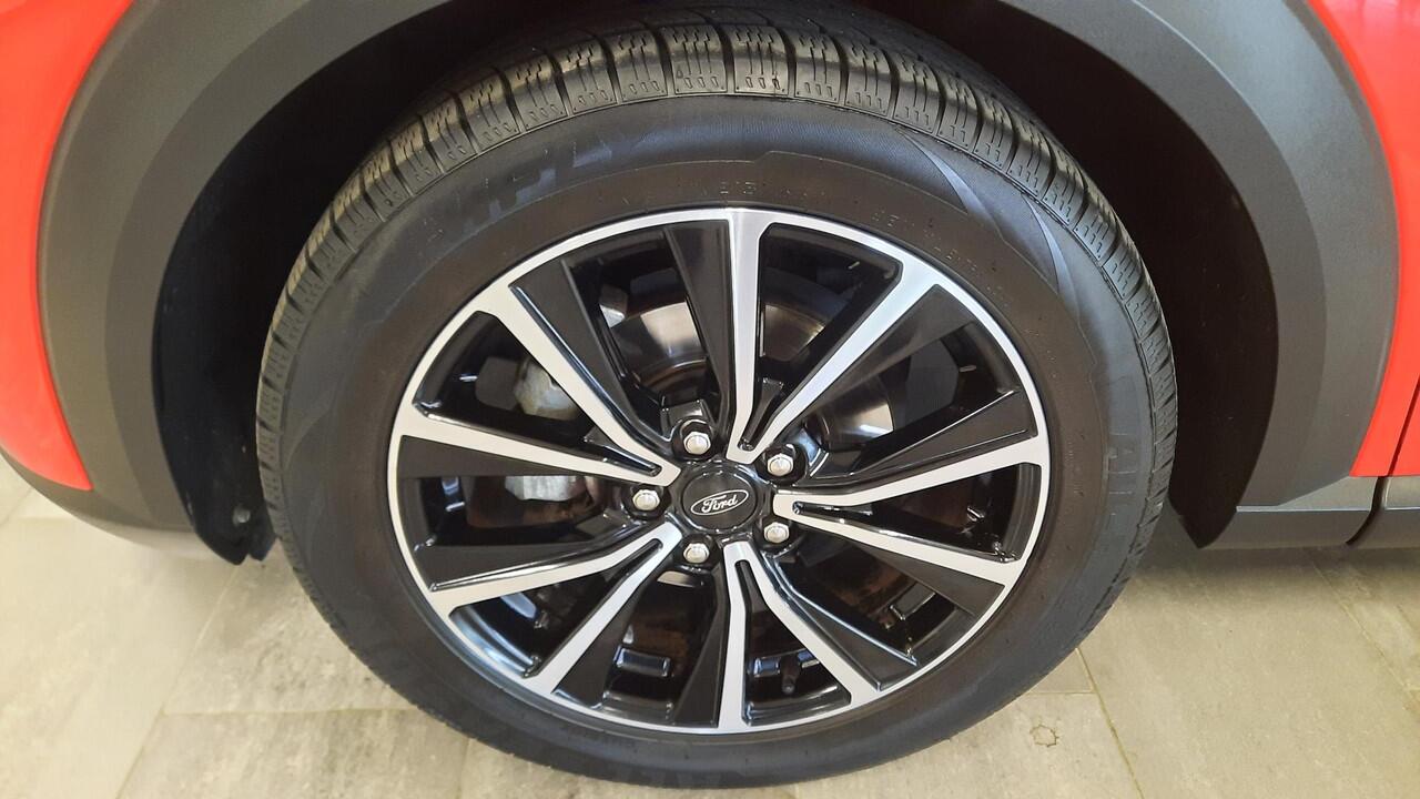 Ford PUMA 1.0 EcoBoost Hybrid Titanium