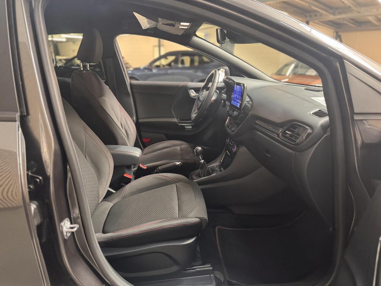 Ford PUMA 1.0 EcoBoost Hybrid ST-Line Navi Winter pack Cruise control Privacy Glass Dealeronderhouden