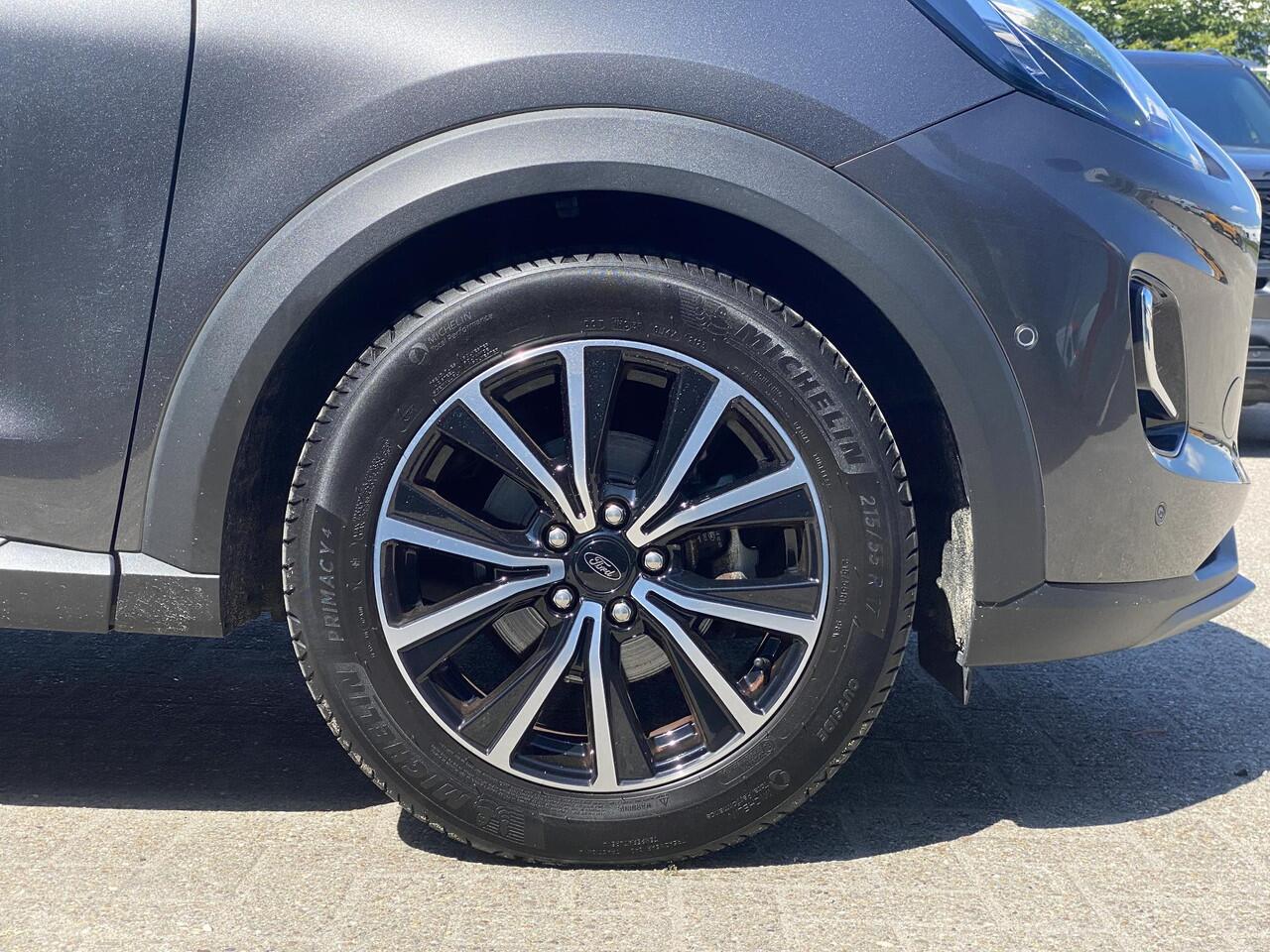 Ford PUMA 1.0 EcoBoost Hybrid Titanium 125pk | Comfort pakket | Winterpack | Panoramadak | Trekhaak | Adaptieve Cruise | BLIS