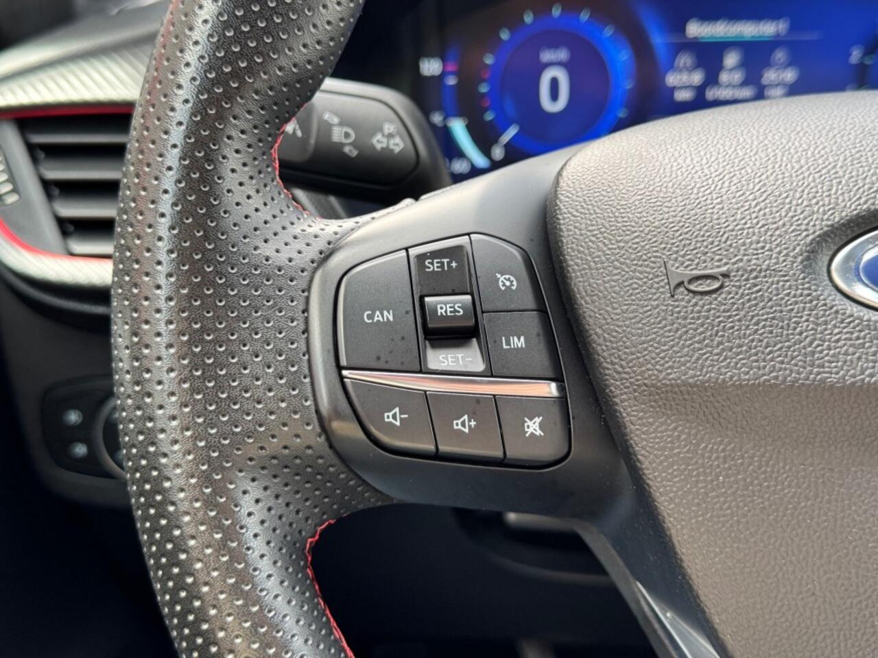 Ford PUMA 1.0 ECOBOOST 125PK ST-LINE X LED HALF-LEER NAVIGATIE ECC-AIRCO L