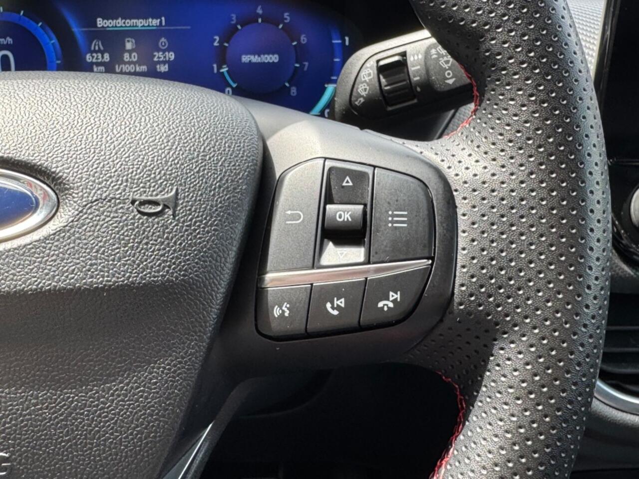 Ford PUMA 1.0 ECOBOOST 125PK ST-LINE X LED HALF-LEER NAVIGATIE ECC-AIRCO L