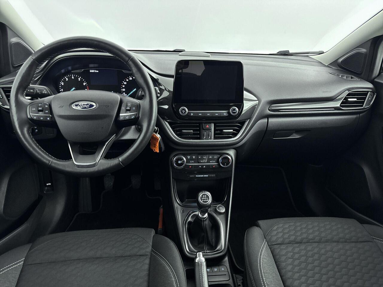 Ford PUMA 1.0 EcoBoost Hybrid Titanium 125PK | Winter Pakket | Parkeersensoren | Climate Control | Apple CarPlay & Android Auto