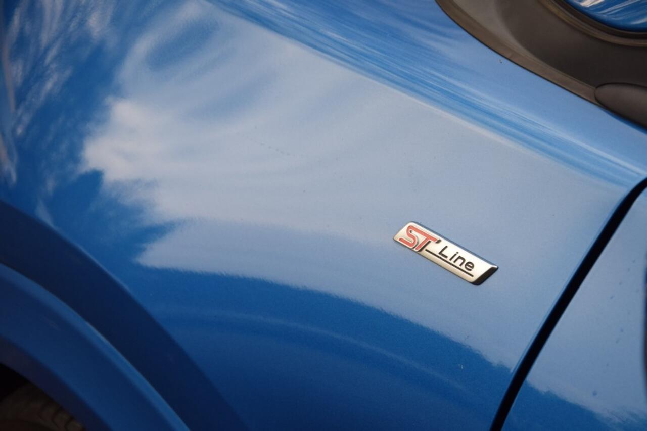 Ford PUMA 1.0 EcoBoost Hybrid ST-Line X First Edition