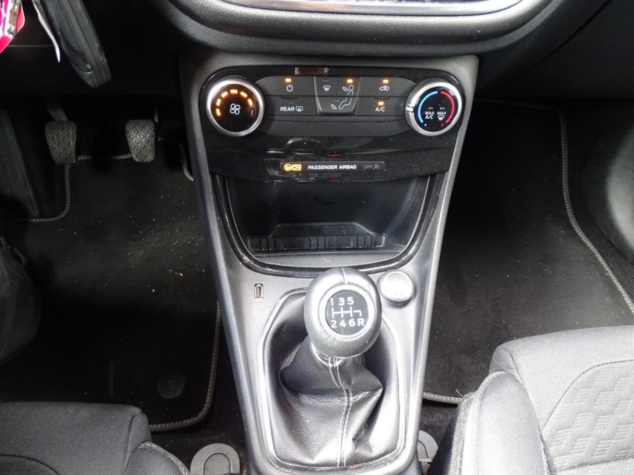 Ford PUMA 1.0 EB HYB. TITANIUM-Trkh-Carplay-Navi-Blth-Clima-Led