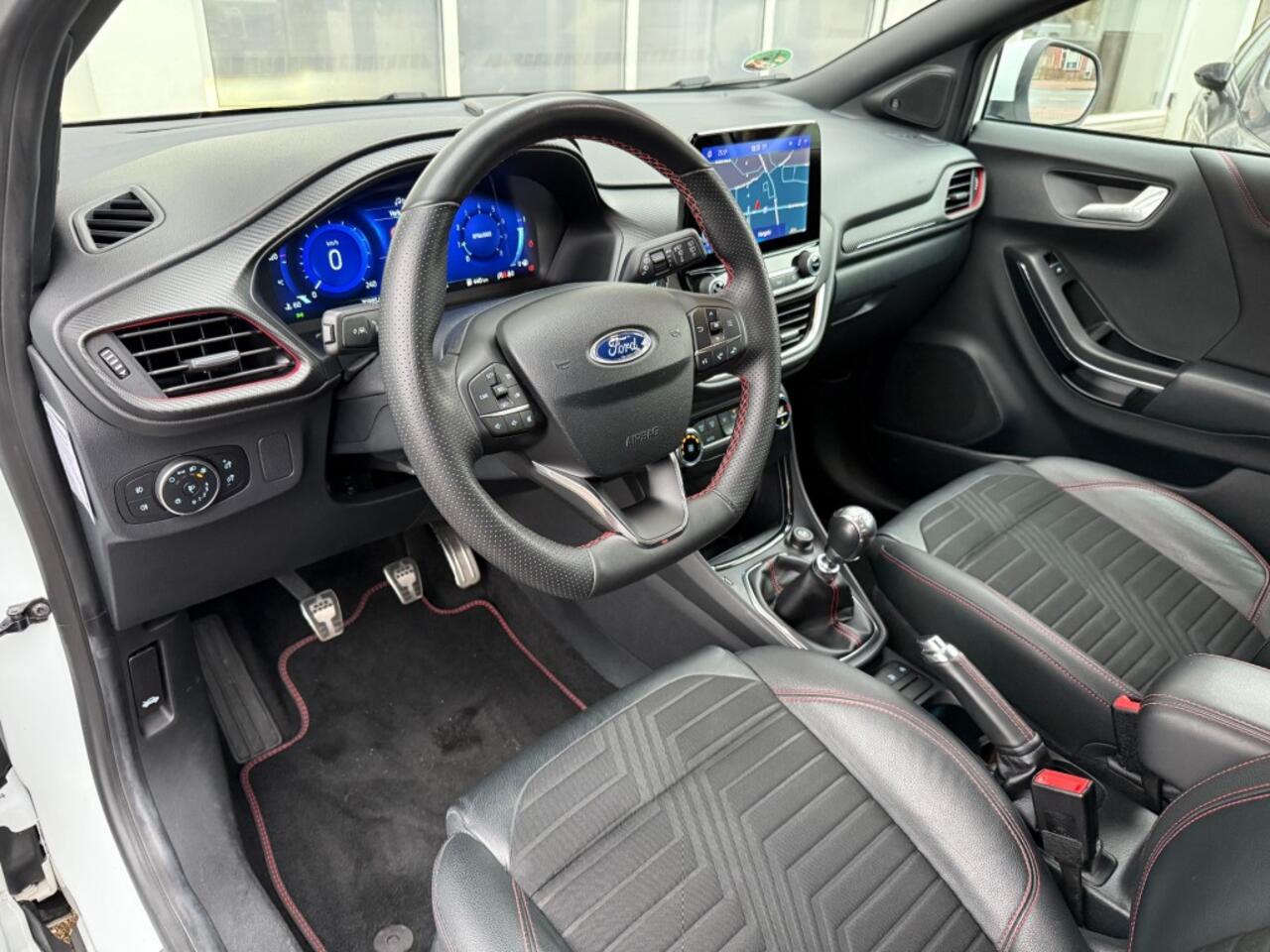 Ford PUMA 1.0 Ecoboost ST-Line Hybrid Navi Half-leer BenO Trekhaak