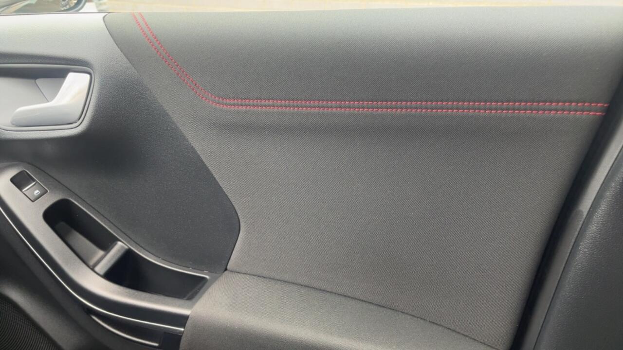 Ford PUMA Hybride 1.0 Ecoboost ST-Line Panoramadak