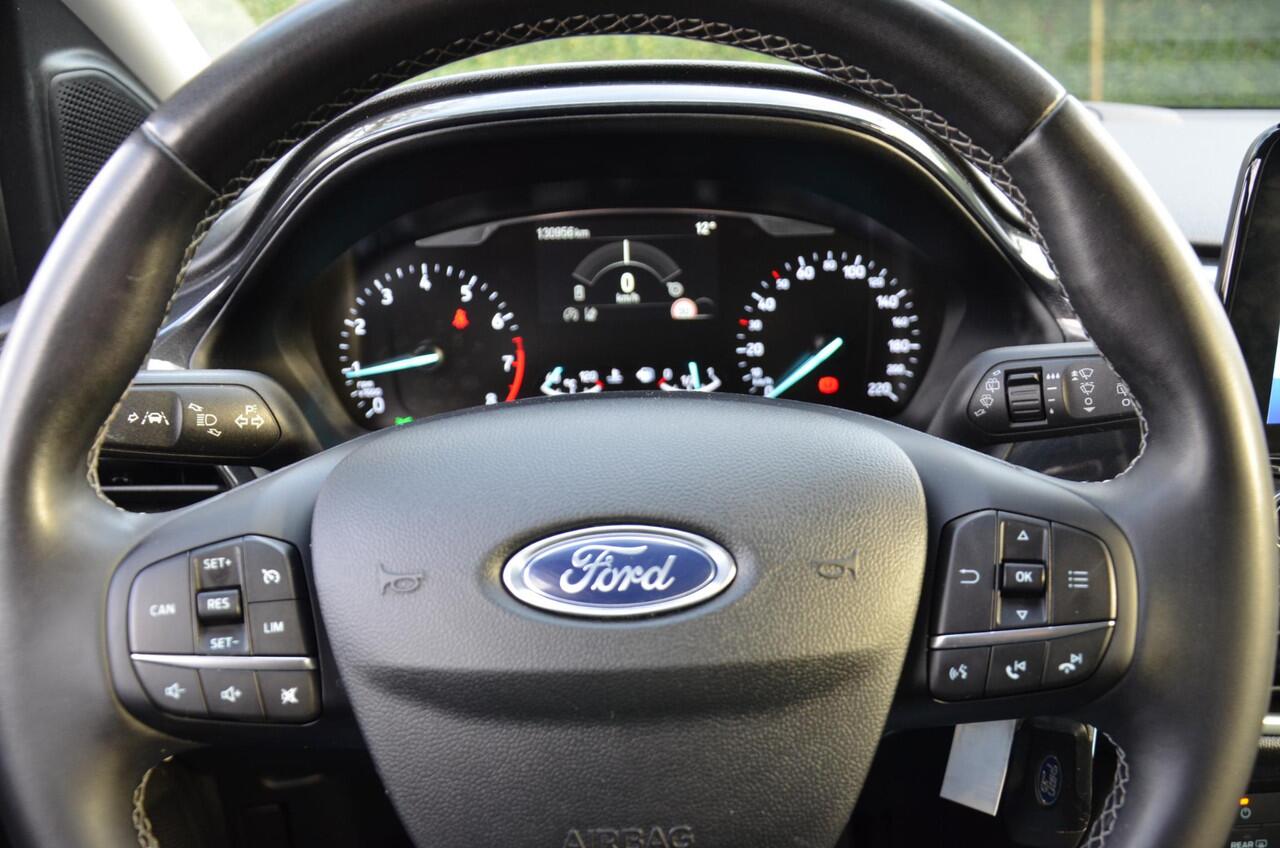 Ford PUMA 1.0 EcoBoost Hybrid Titanium Navi/Pdc/Ecc/Cruise control/Privacy-Glas/17-Inch Lmv/B&O premium audiosysteem/Voorstoel(en) met massagefunctie/Trekhaak-Afneembaar