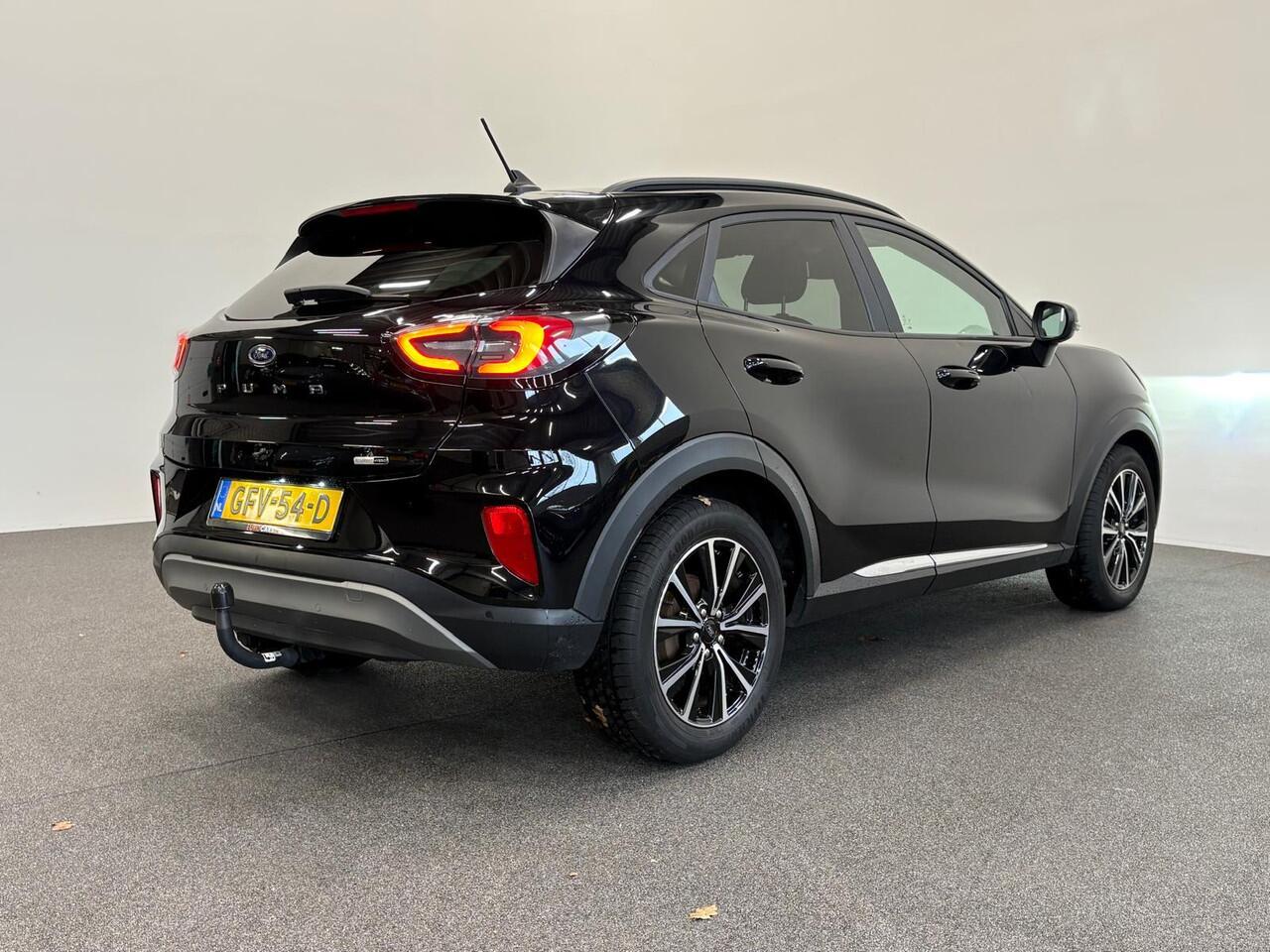 Ford PUMA 1.0 EcoBoost 125pk MHEV Titanium | Navigatie | Apple Carplay/Android Auto | Parkeersensor achter | Cruise Control | Winter Pack | Comfort Pack | Getinte ramen | Trekhaak