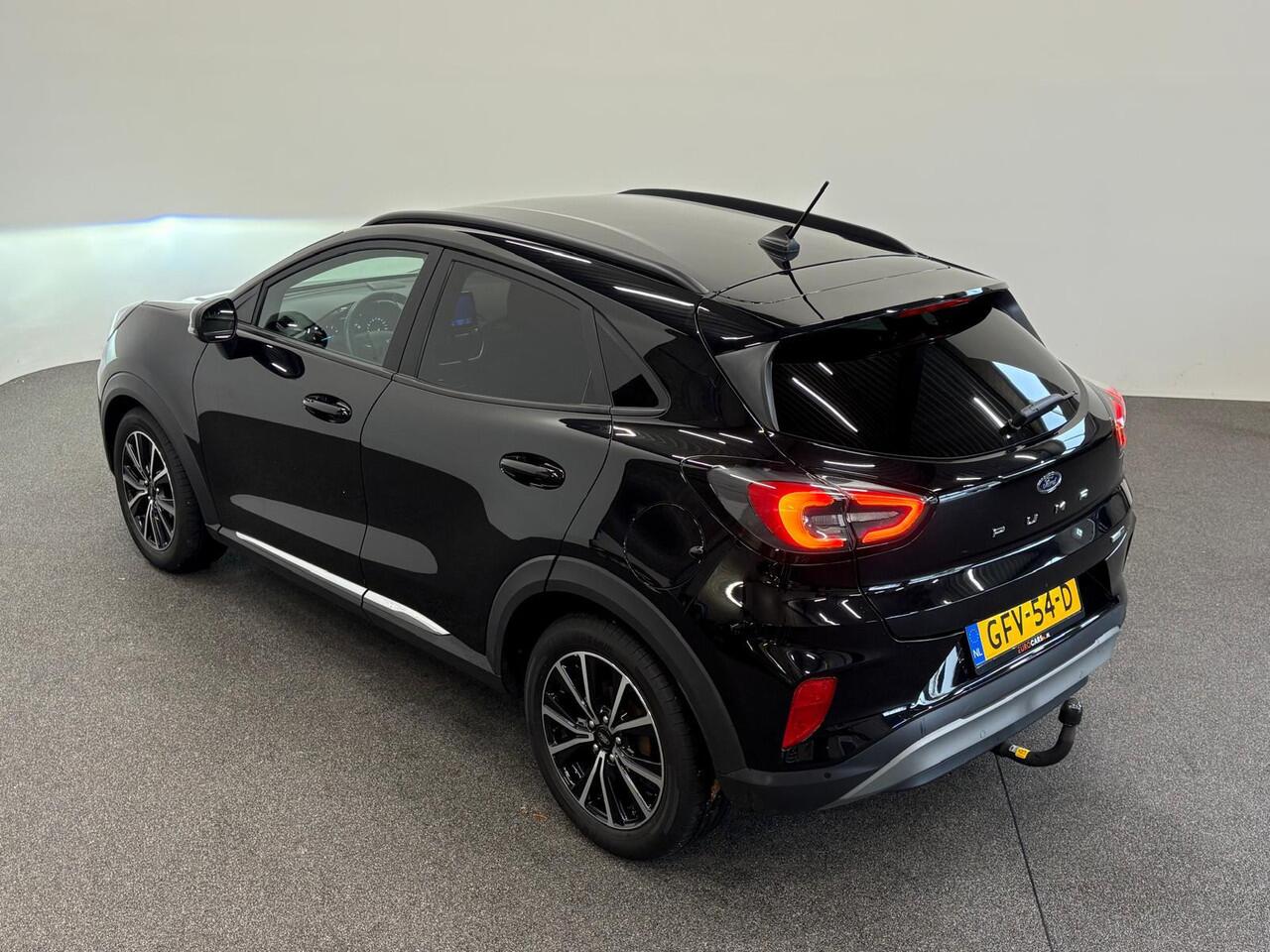 Ford PUMA 1.0 EcoBoost 125pk MHEV Titanium | Navigatie | Apple Carplay/Android Auto | Parkeersensor achter | Cruise Control | Winter Pack | Comfort Pack | Getinte ramen | Trekhaak