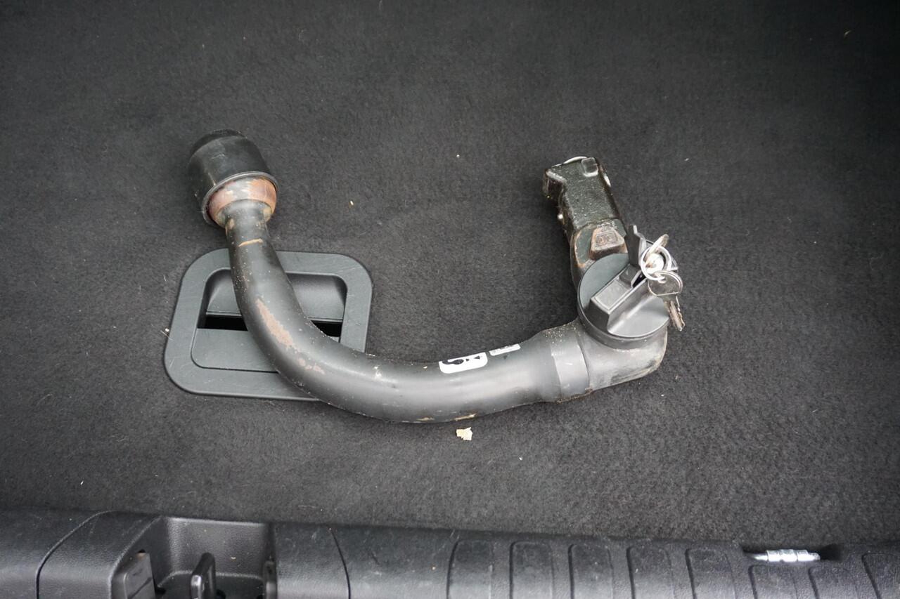 Ford PUMA 1.0 125PKEcoB. Hybrid Titanium/Winterpack/Panodak/ B&O geluidsinstallatie/Trekhaak/All-Seasonbanden.