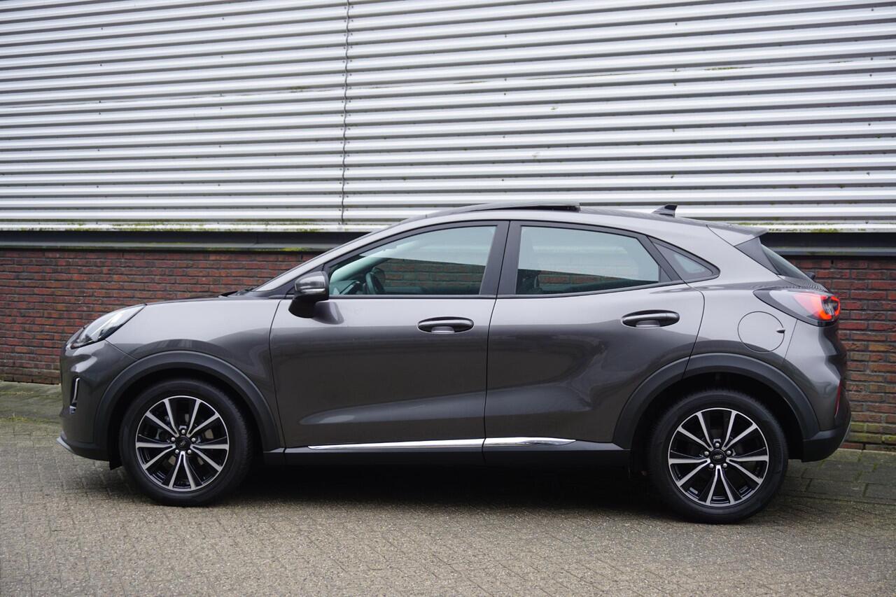 Ford PUMA 1.0 125PKEcoB. Hybrid Titanium/Winterpack/Panodak/ B&O geluidsinstallatie/Trekhaak/All-Seasonbanden.