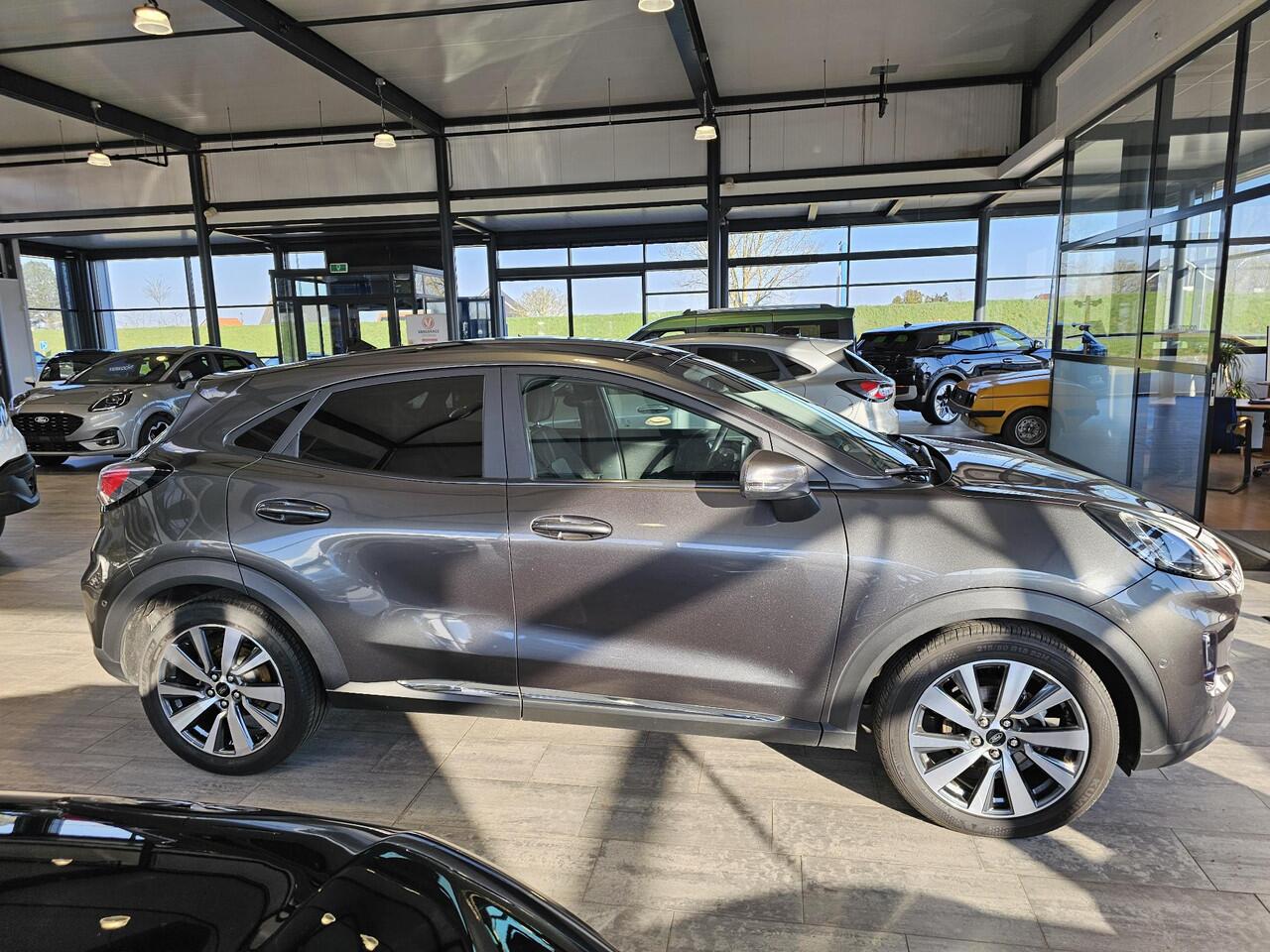 Ford PUMA 1.0 EcoBoost Hybrid Titanium X First Edition