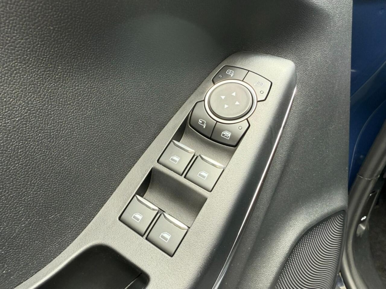 Ford PUMA 1.0 EcoB. Titanium,Lane Assist,BenO,Clima,Winterpack