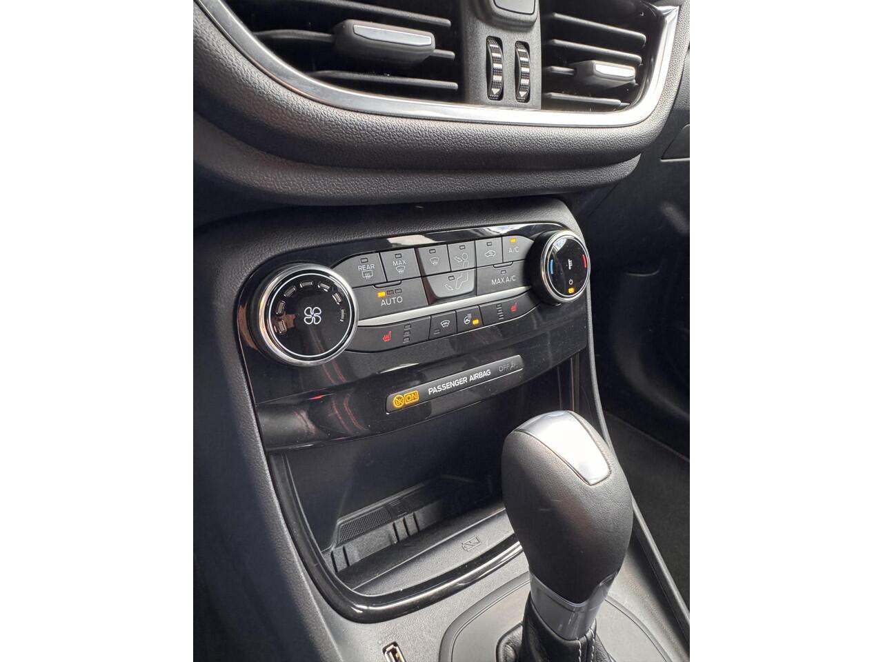 Ford PUMA 1.0 EcoBoost Hybrid ST-X Navi Cruise Clima ST 155Pk! Automaat