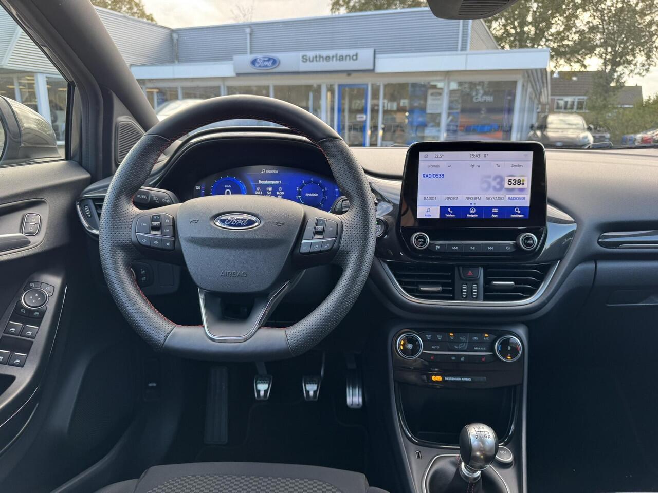 Ford PUMA 1.0 EcoBoost Hybrid ST-Line 125pk Winterpack | Apple Carplay / Android auto | Cruise control | Climate control