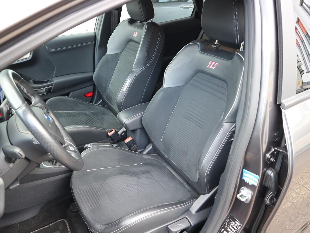 Ford PUMA 1.5 EcoBoost ST-X * TREKHAAK AFN. * BLIS * CAMERA *