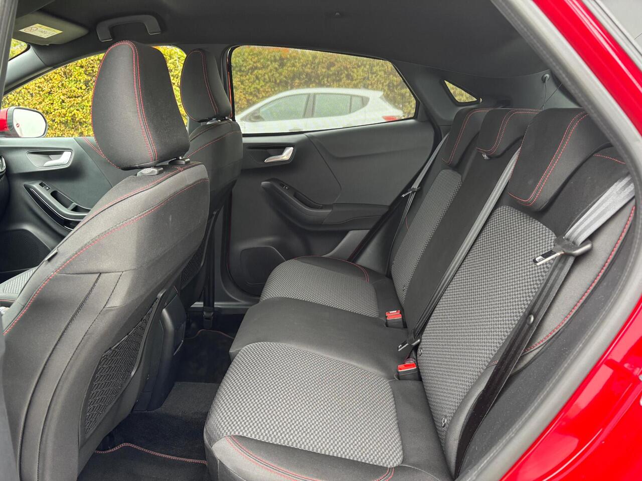 Ford PUMA 1.0 EcoBoost Hybrid ST-Line | Navigatie |