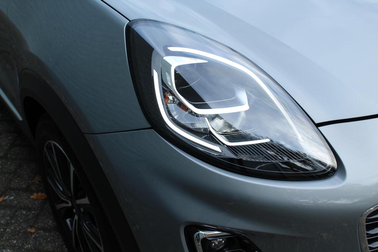 Ford PUMA 1.0 EcoBoost Hybrid Titanium