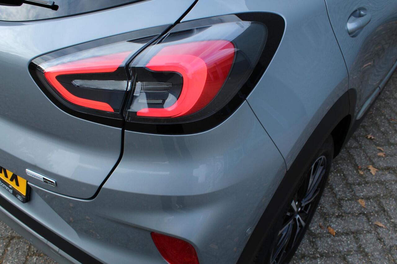 Ford PUMA 1.0 EcoBoost Hybrid Titanium