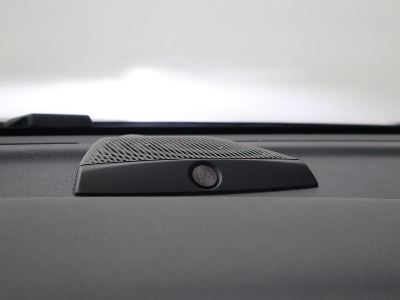 Ford PUMA 1.0 ECOBOOST HYBRID ST-LINE + B&O | CAMERA | ADAPTIVE CRUISE | STOELVERWARMING | LED