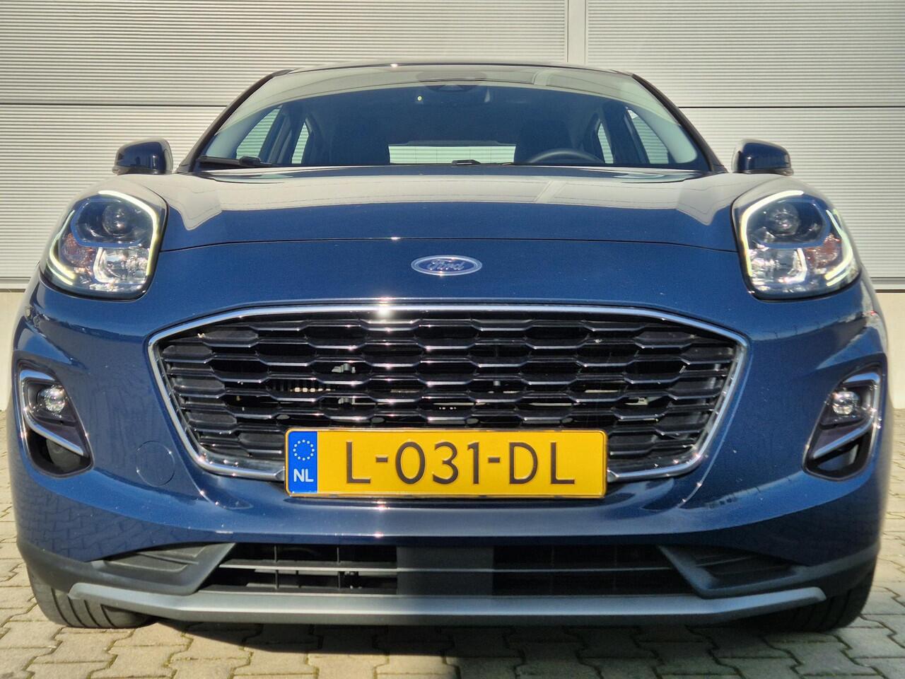 Ford PUMA 1.0 EcoBoost Hybrid Titanium