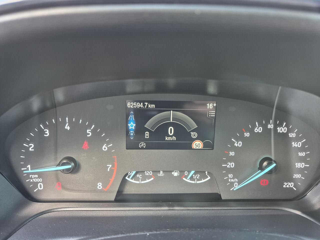 Ford PUMA 1.0 EcoBoost Hybrid Titanium