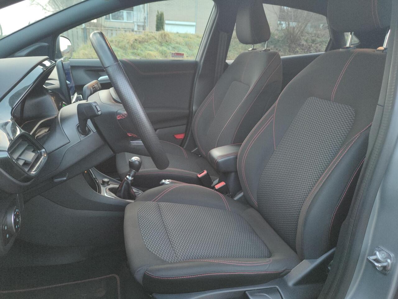 Ford PUMA 1.0 EB 125PK Hybrid ST-Line | WINTERPACK | CRUISE | PARKEERSENSOREN |