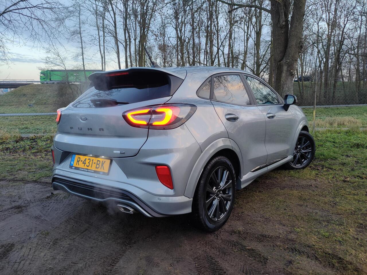 Ford PUMA 1.0 EB 125PK Hybrid ST-Line | WINTERPACK | CRUISE | PARKEERSENSOREN |