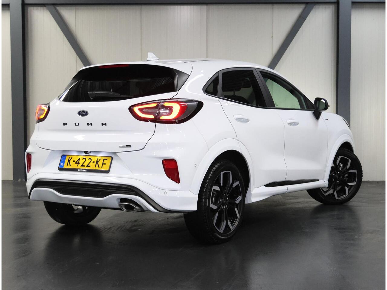 Ford PUMA 125PK Hybrid ST-Line X | B&O | Winterpack | Camera | Climate Control | Adaptieve Cruise Control | Dodehoekdetectie | LEER/Stof | Navigatie | Isofix | LED lampen | Privacy Glass | Parkeersensoren | AppleCarplay/AndroidAuto | Armsteun