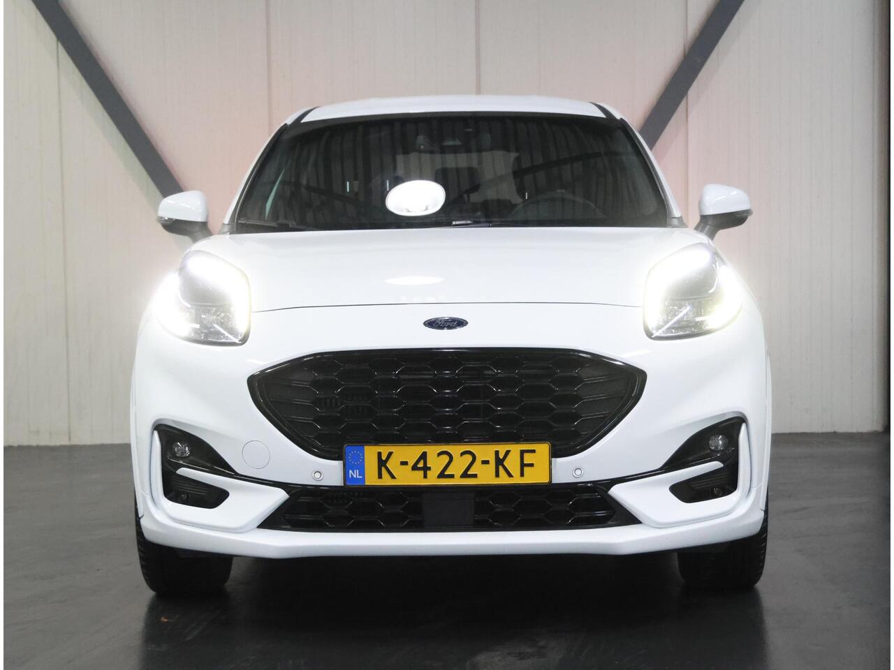 Ford PUMA 125PK Hybrid ST-Line X | B&O | Winterpack | Camera | Climate Control | Adaptieve Cruise Control | Dodehoekdetectie | LEER/Stof | Navigatie | Isofix | LED lampen | Privacy Glass | Parkeersensoren | AppleCarplay/AndroidAuto | Armsteun