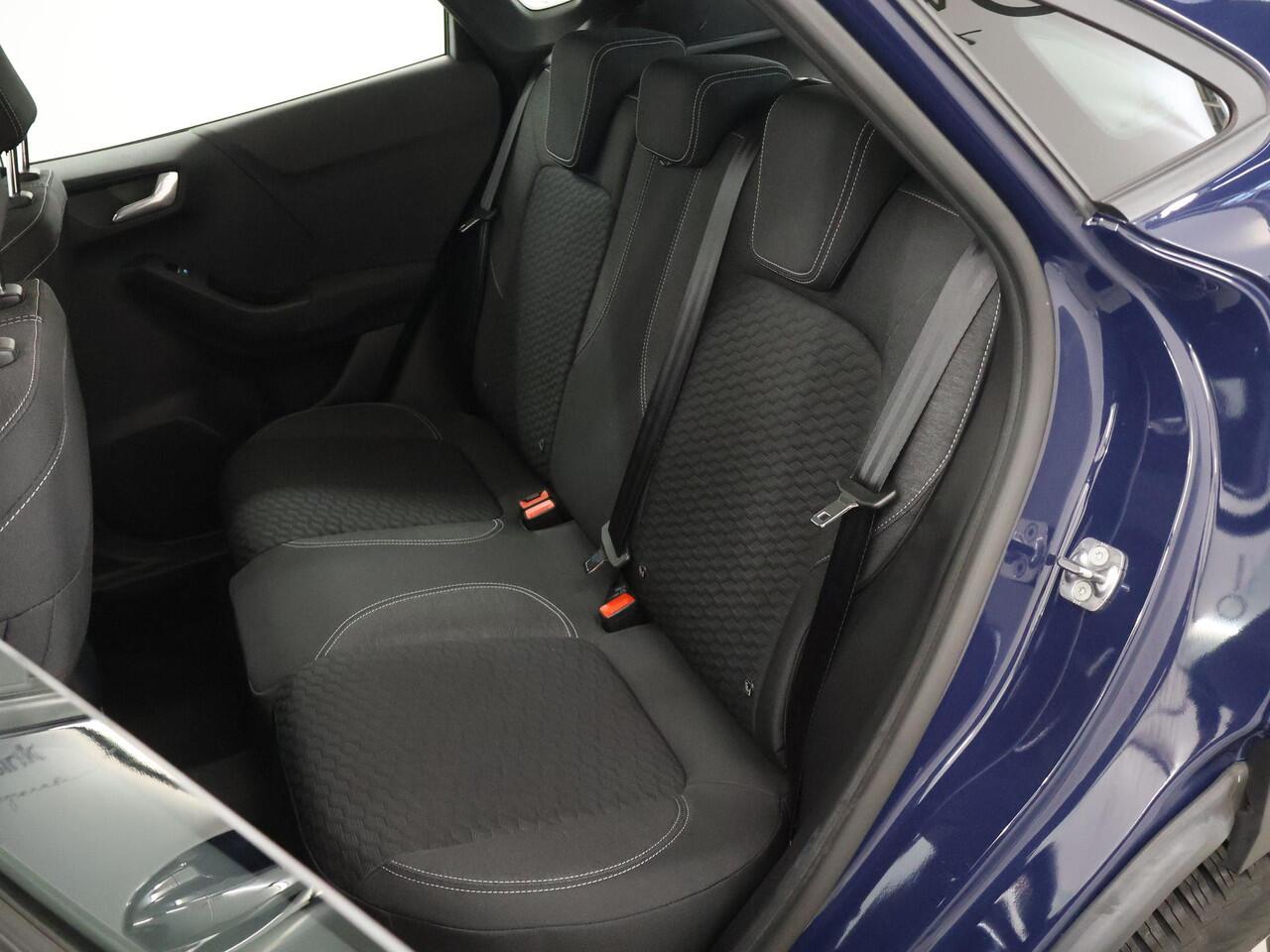 Ford PUMA 1.0 EcoBoost Hybrid Titanium | Trekhaak | Parkeercamera | Naviagtie | Cruise Control |