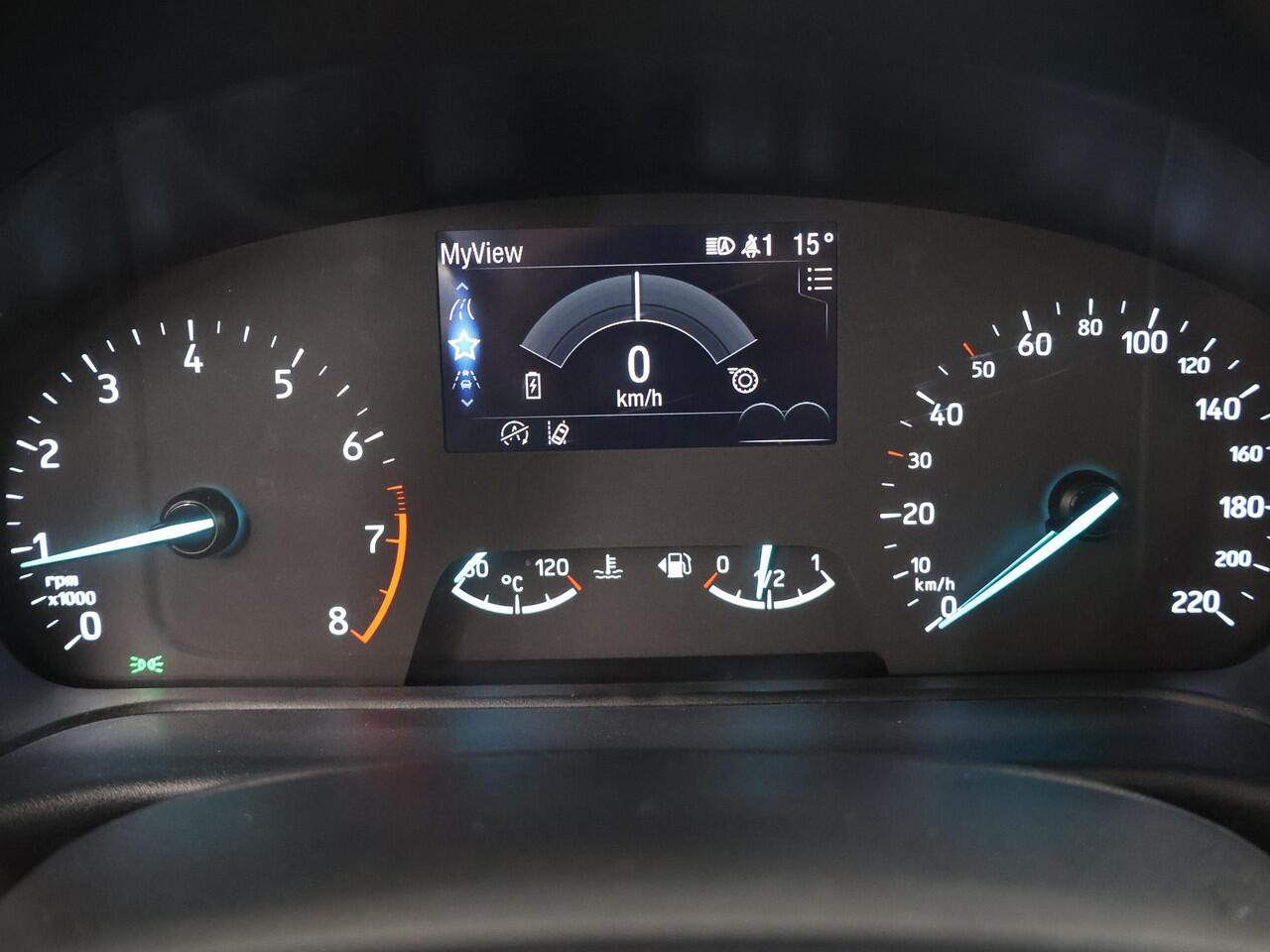 Ford PUMA 1.0 EcoBoost Hybrid Titanium | Trekhaak | Parkeercamera | Naviagtie | Cruise Control |